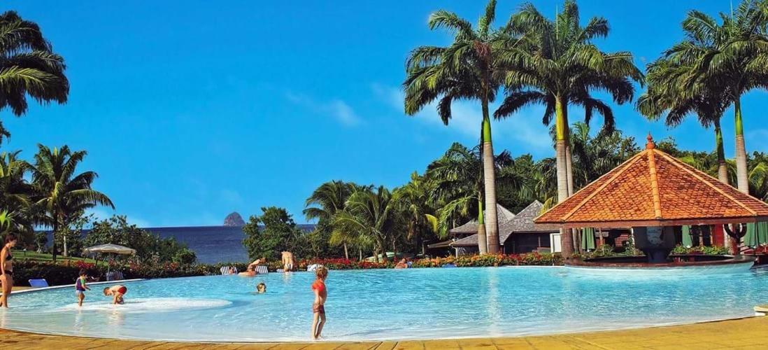 Au Beau Village Studio Avec Piscine Magnifique Sainte-Luce Εξωτερικό φωτογραφία